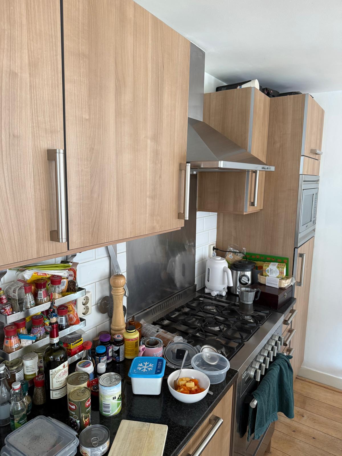 Keuken gewrapt door WrapByDjam in houtlook